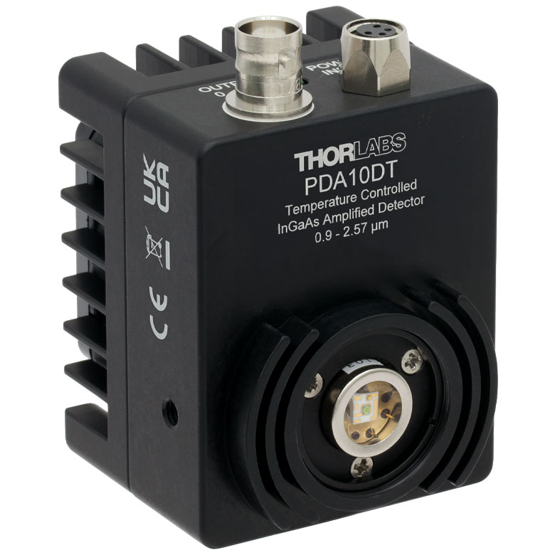InGaAs Amplified Photodetector with Thermoelectric Cooler